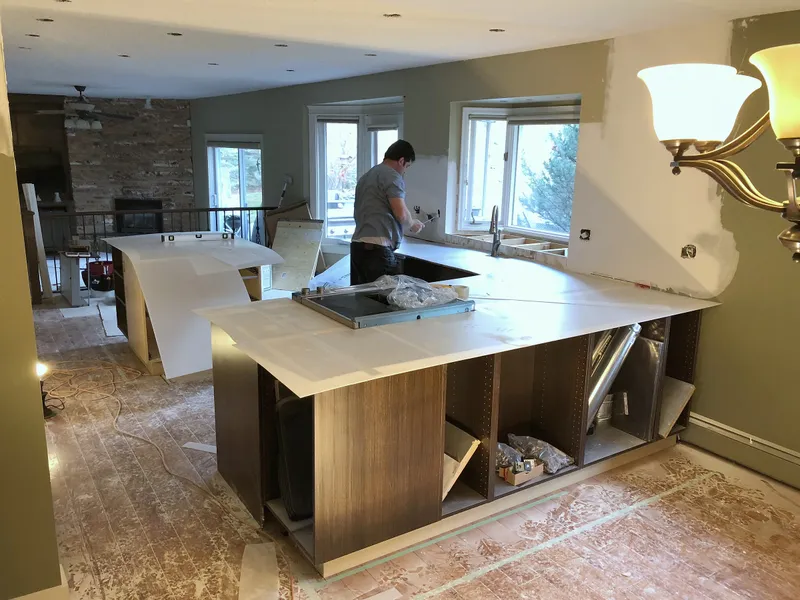Edgemont island countertop being fitted during construction